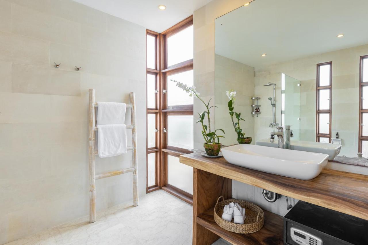 Villa Lumut 3 Bedrooms Central Seminyak מראה חיצוני תמונה