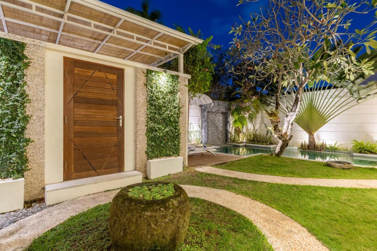 Villa Lumut 3 Bedrooms Central Seminyak מראה חיצוני תמונה